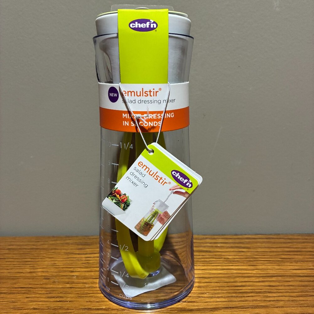 Chef'n Emulstir Salad Dressing Mixer - New